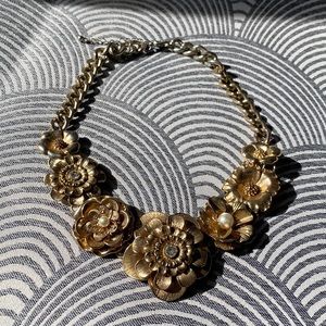 Floral Vintage Gold/Pearl Statement Necklace